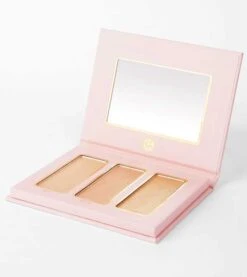 BH Cosmetics - Palette D'enlumineurs Mrs. Bella - Goldie 7 BH Cosmetics - Palette D'enlumineurs Mrs. Bella - Goldie -Cosmétiques Chic Promos Magasin bh cosmetics paleta de iluminadores mrs bella goldie 4 71661