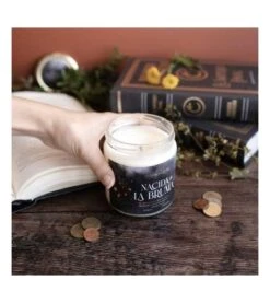 Book And Glow - *Remarkable Worlds* - Bougie De Soja Vegan - Nacida De La Bruma 5 Book And Glow - *Remarkable Worlds* - Bougie De Soja Vegan - Nacida De La Bruma -Cosmétiques Chic Promos Magasin book and glow mundos extraordinarios vela de soja vegana nacida de la bruma 2 72151