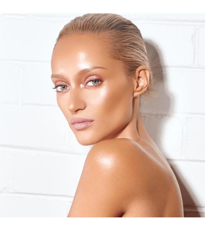 Danessa Myricks - Palette Highlighters Lightwork - Volume I 3 Danessa Myricks - Palette Highlighters Lightwork - Volume I – Image 3