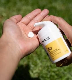 Naturcos - Crème Solaire Visage 100% Naturelle SPF50 -Cosmétiques Chic Promos Magasin naturcos crema solar facial 100 natural spf50 4 54475