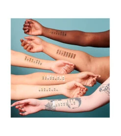 Makeup Revolution Revolution - Fond De Teint Conceal & Define - F12.7 -Cosmétiques Chic Promos Magasin revolution base de maquillaje conceal define f12 7 4 43145