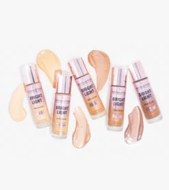 Makeup Revolution Revolution - Fond De Teint Polyvalent Bright Light Face Glow - Radiance Tan -Cosmétiques Chic Promos Magasin revolution iluminador facial bright light radiance tan 4 78660
