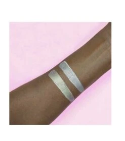 Makeup Revolution Revolution - *Revolution X Roxi Cherry Blossom* - Duo De Surligneurs -Cosmétiques Chic Promos Magasin revolution revolution x roxi cherry blossom duo de iluminadores 6 70817