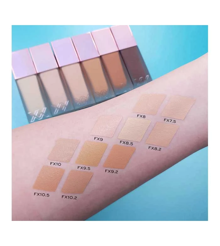 XX Revolution - Fond De Teint Glow Skin Fauxxdation - FX4.5 5 XX Revolution - Fond De Teint Glow Skin Fauxxdation - FX4.5 – Image 5