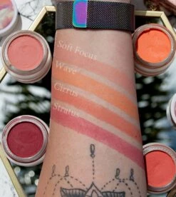 XX Revolution - *Cloud* - Teinture Crème Pour Les Lèvres Et Les Joues - Stratus 9 XX Revolution - *Cloud* - Teinture Crème Pour Les Lèvres Et Les Joues - Stratus -Cosmétiques Chic Promos Magasin xx revolution cloud tinte para labios y mejillas en crema stratus 5 61345