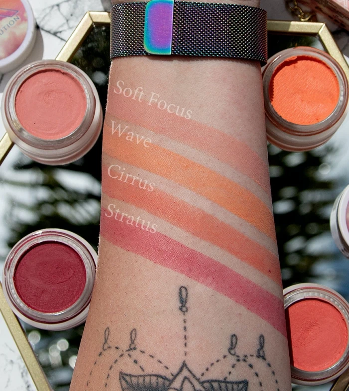 XX Revolution - *Cloud* - Teinture Crème Pour Les Lèvres Et Les Joues - Stratus 5 XX Revolution - *Cloud* - Teinture Crème Pour Les Lèvres Et Les Joues - Stratus – Image 5